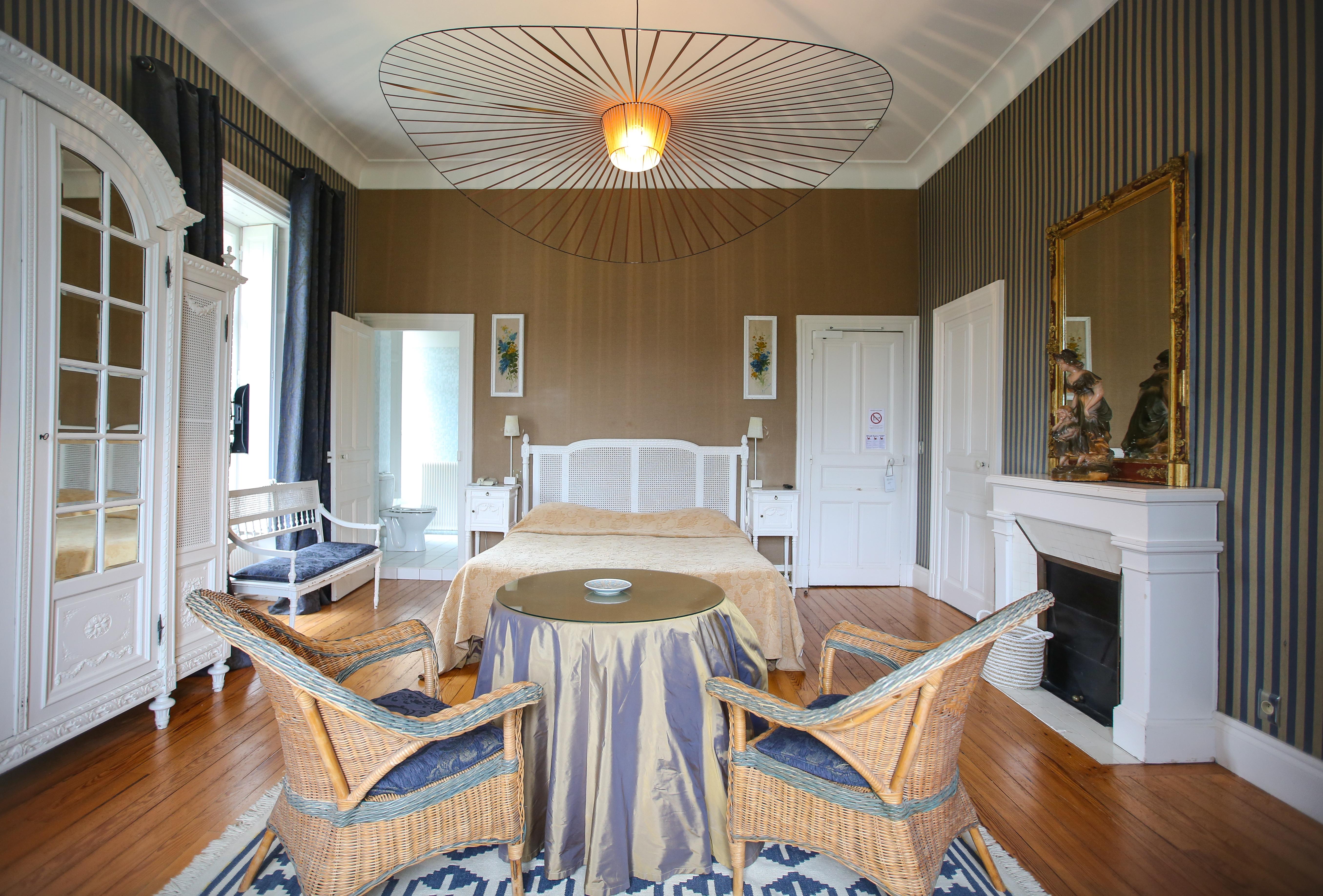 Chateau Du Clair De Lune - Boutique Luxury Hotel Biarriz Exterior foto