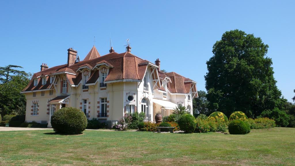 Chateau Du Clair De Lune - Boutique Luxury Hotel Biarriz Exterior foto