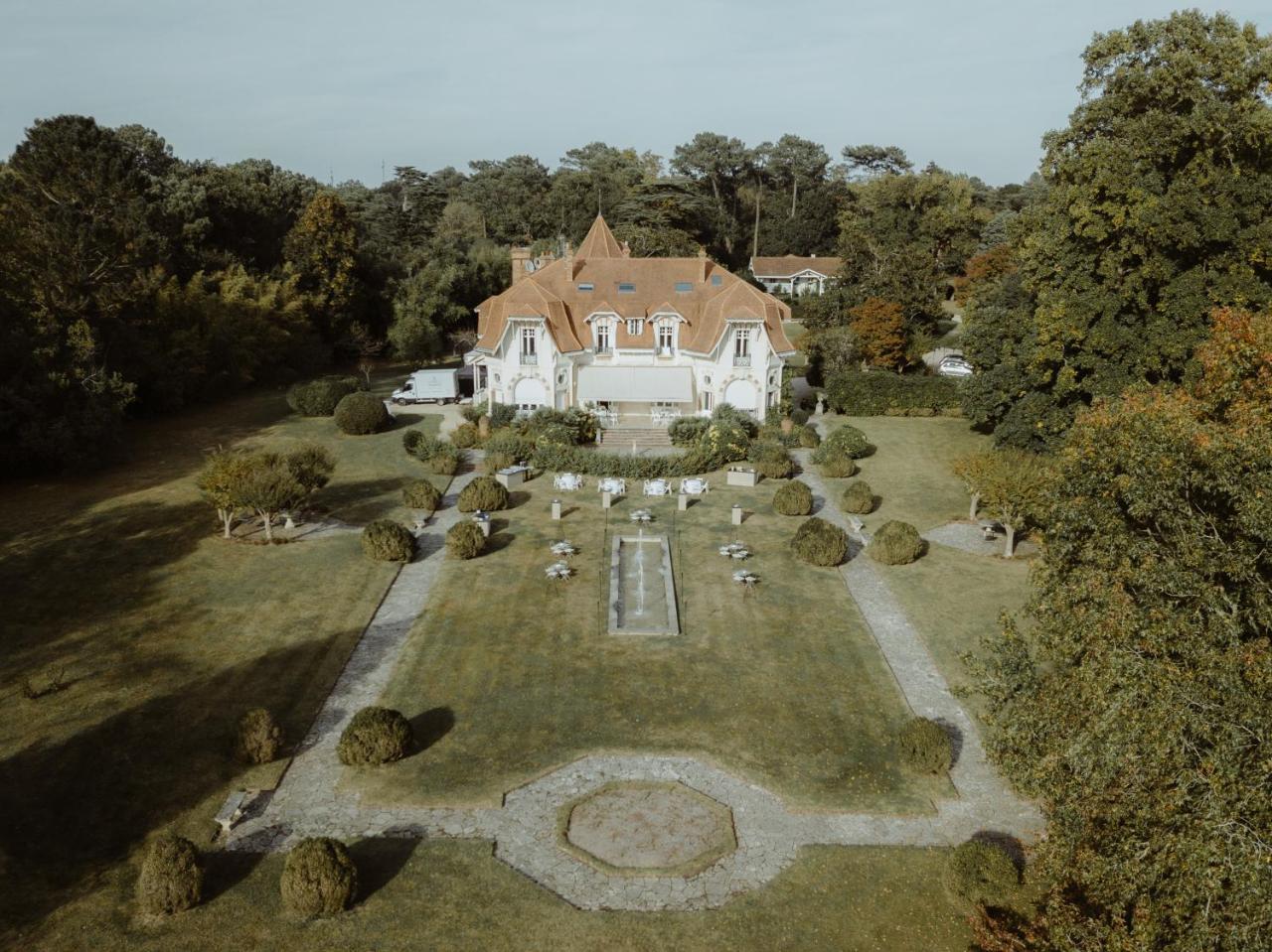 Chateau Du Clair De Lune - Boutique Luxury Hotel Biarriz Exterior foto